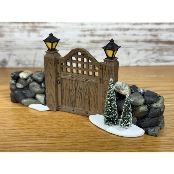 Dept 56 Village Accessories FIELDSTONE ENTRY GATE Christmas Vintage Box - Picture 3 of 6